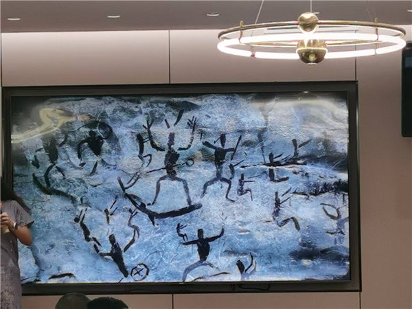 綿陽(yáng)中旅行假日旅行社舉行“什邡號(hào).2025熊貓專列”旅游線路分享會(huì)